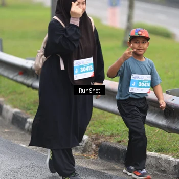 Runner Photo 7032405