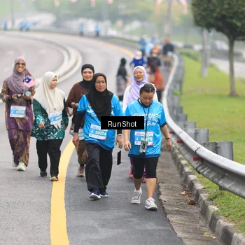 Runner Photo 7032407