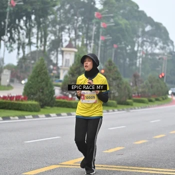 Runner Photo 7032424