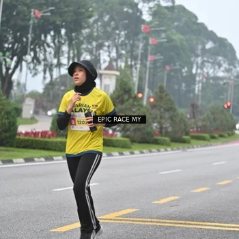 Runner Photo 7032429