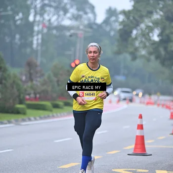 Runner Photo 7032436