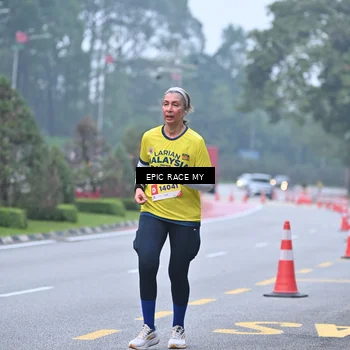 Runner Photo 7032444