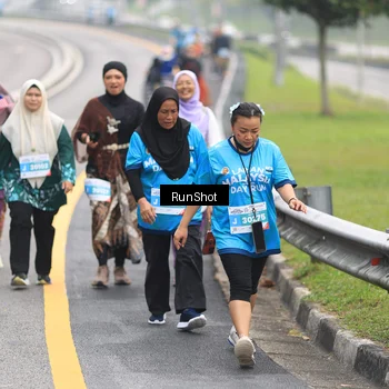 Runner Photo 7032449
