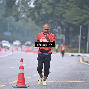 Runner Photo 7032463