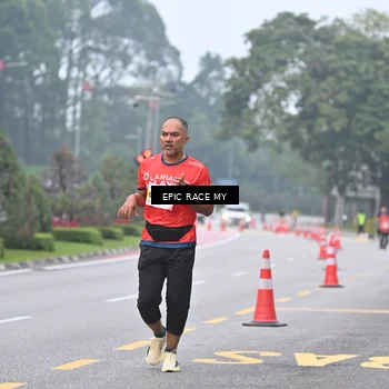 Runner Photo 7032466
