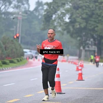 Runner Photo 7032471