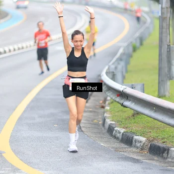 Runner Photo 7032481