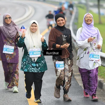 Runner Photo 7032485