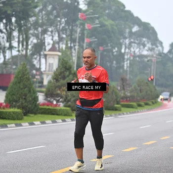 Runner Photo 7032493