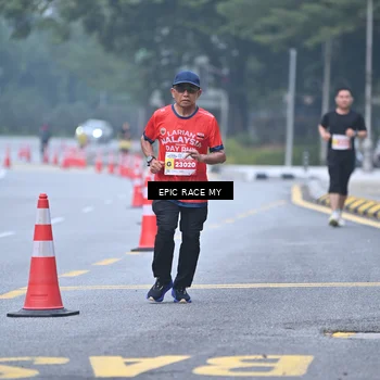 Runner Photo 7032496