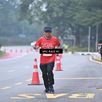 Runner Photo 7032498
