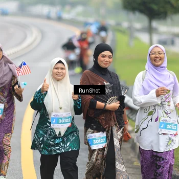 Runner Photo 7032508