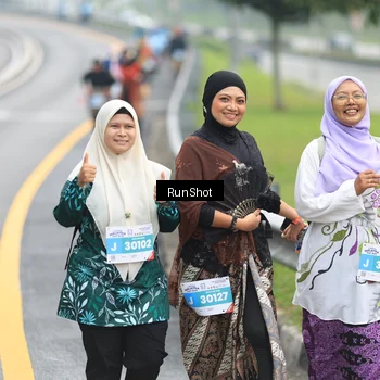 Runner Photo 7032515