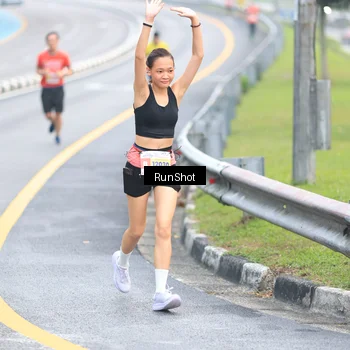 Runner Photo 7032517