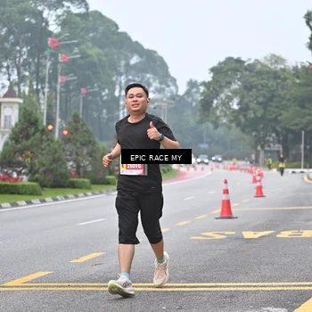 Runner Photo 7032549