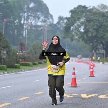Runner Photo 7032579