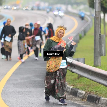 Runner Photo 7032617