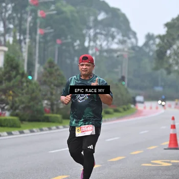 Runner Photo 7032624