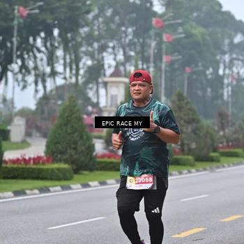 Runner Photo 7032628