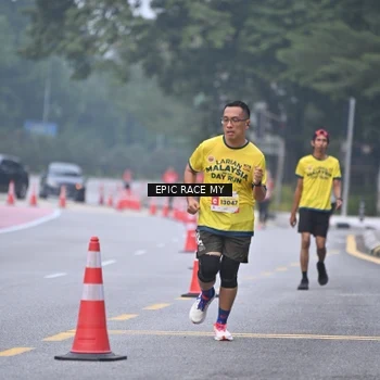 Runner Photo 7032630