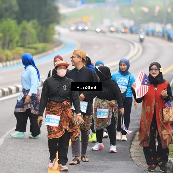 Runner Photo 7032636