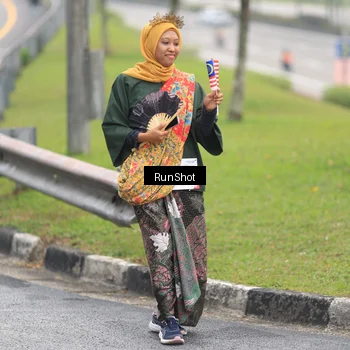 Runner Photo 7032640