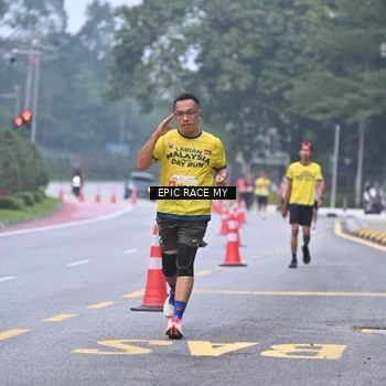 Runner Photo 7032644