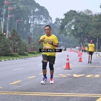 Runner Photo 7032657