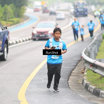 Runner Photo 7032668
