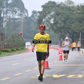 Runner Photo 7032676