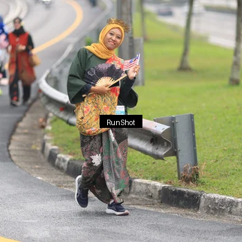 Runner Photo 7032683