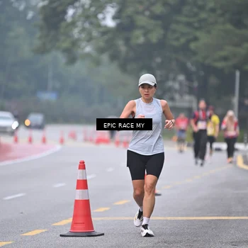 Runner Photo 7032690