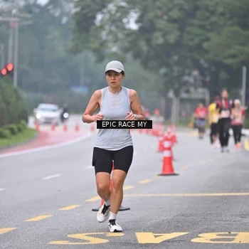 Runner Photo 7032696