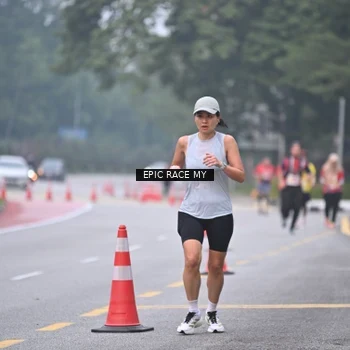 Runner Photo 7032698