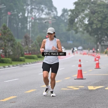 Runner Photo 7032701