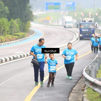 Runner Photo 7032716