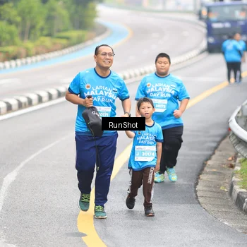 Runner Photo 7032718