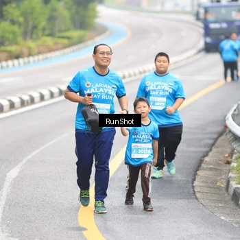 Runner Photo 7032719