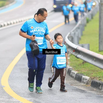 Runner Photo 7032729
