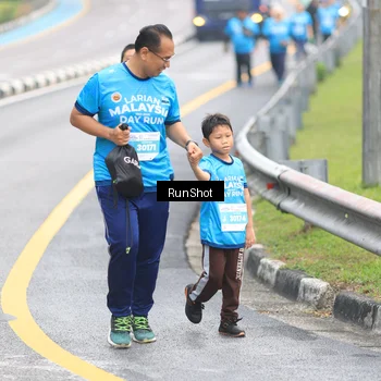 Runner Photo 7032730