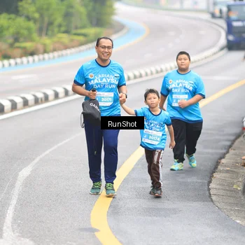 Runner Photo 7032733