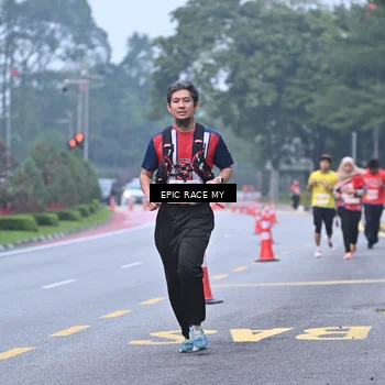 Runner Photo 7032736