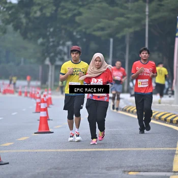 Runner Photo 7032750