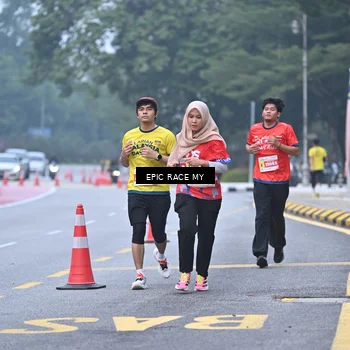 Runner Photo 7032757
