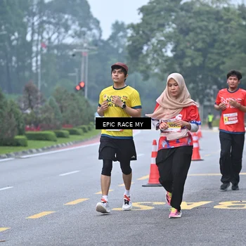 Runner Photo 7032767