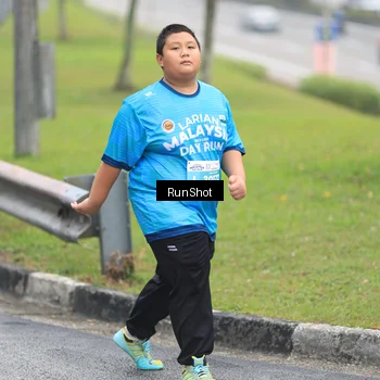 Runner Photo 7032771