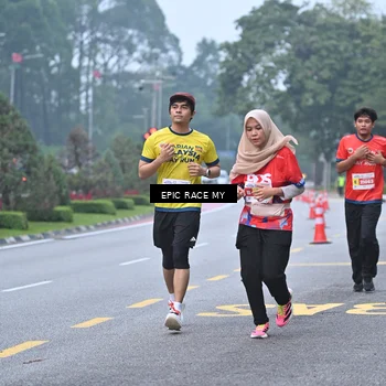 Runner Photo 7032779