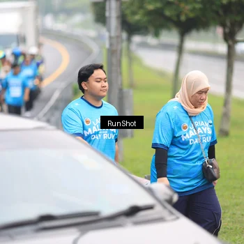 Runner Photo 7032812