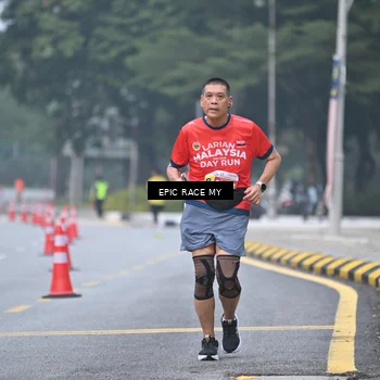 Runner Photo 7032814