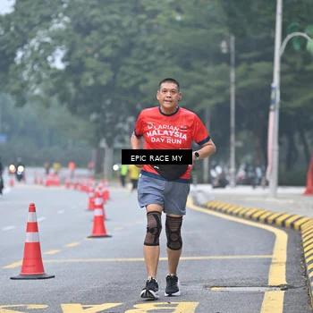 Runner Photo 7032819